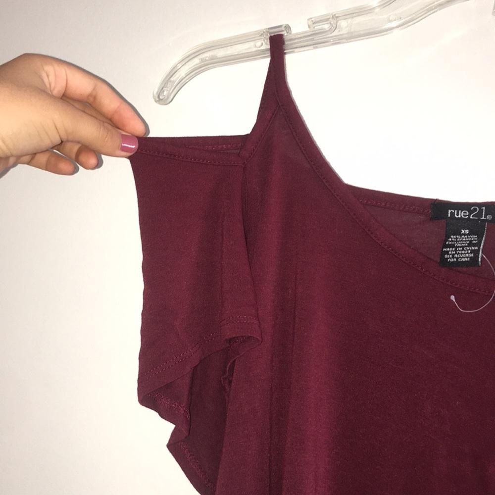 ⭐️Shirt - Picture 2 of 2